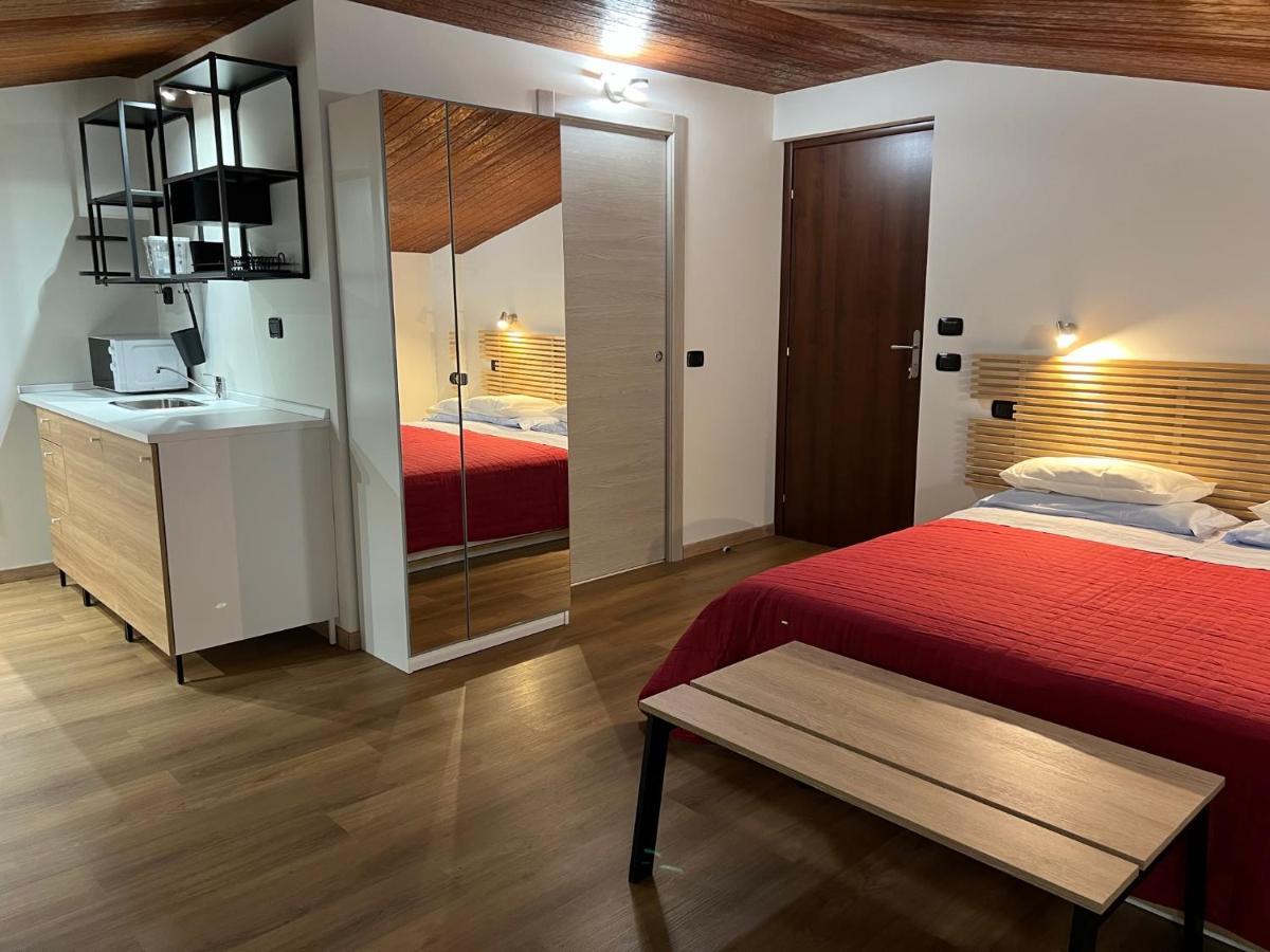 B&B Southitaly บุสโตอาร์ซีซีโอ ภายนอก รูปภาพ
