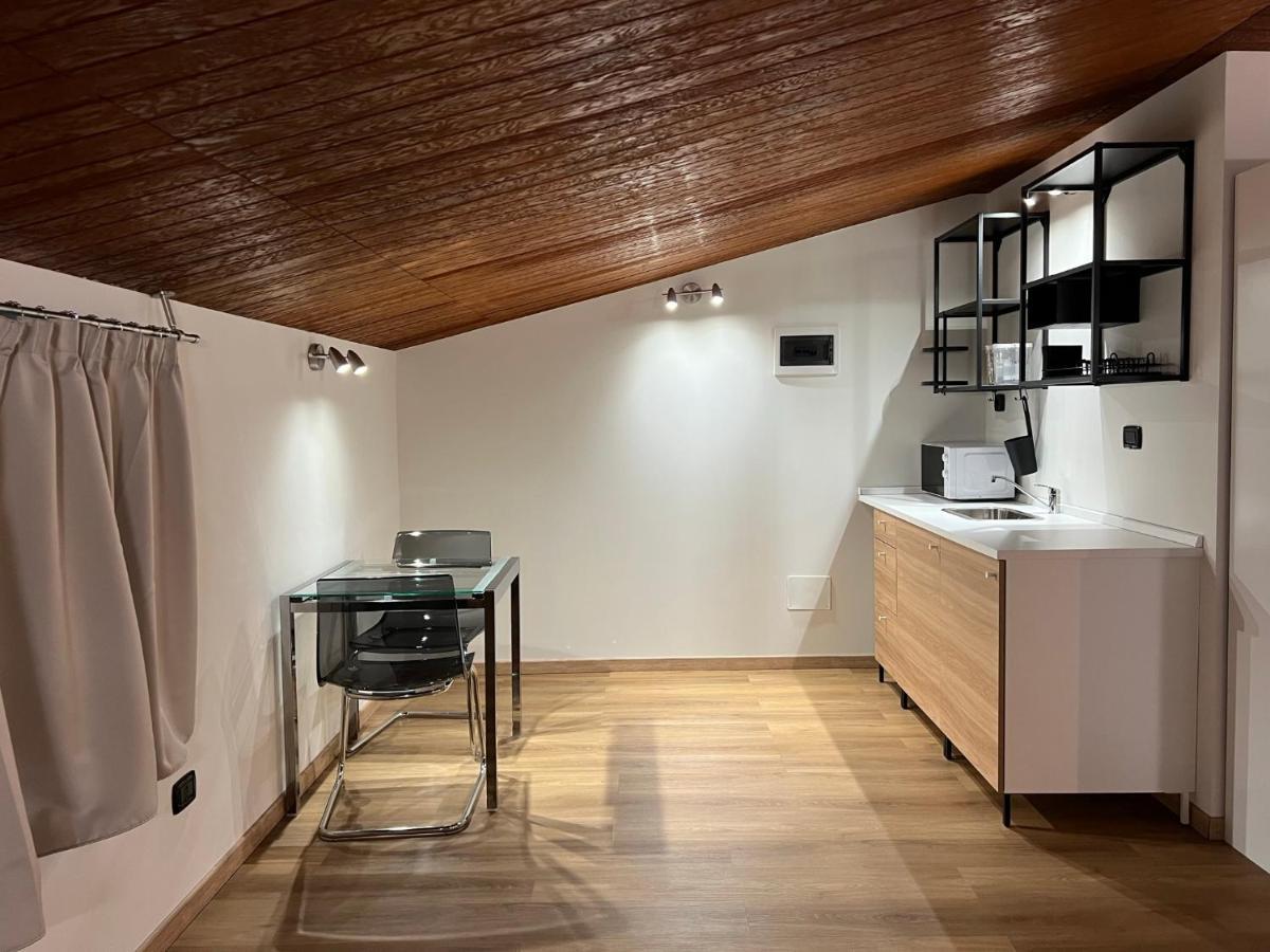 B&B Southitaly บุสโตอาร์ซีซีโอ ภายนอก รูปภาพ