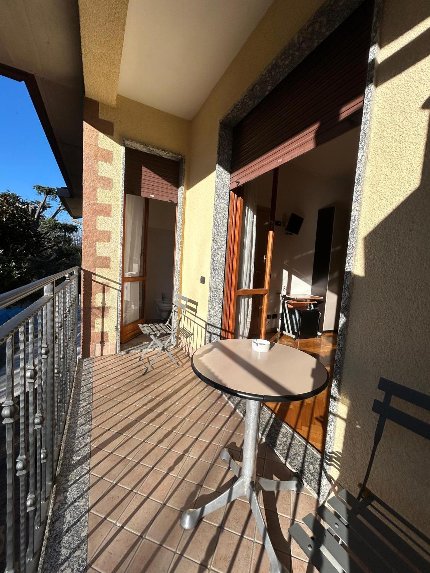 B&B Southitaly บุสโตอาร์ซีซีโอ ภายนอก รูปภาพ