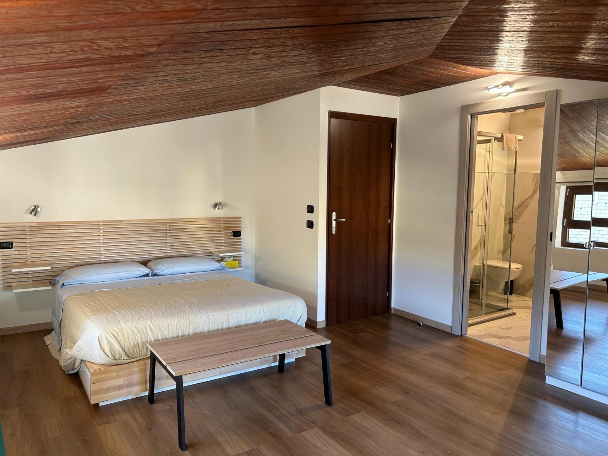 B&B Southitaly บุสโตอาร์ซีซีโอ ภายนอก รูปภาพ