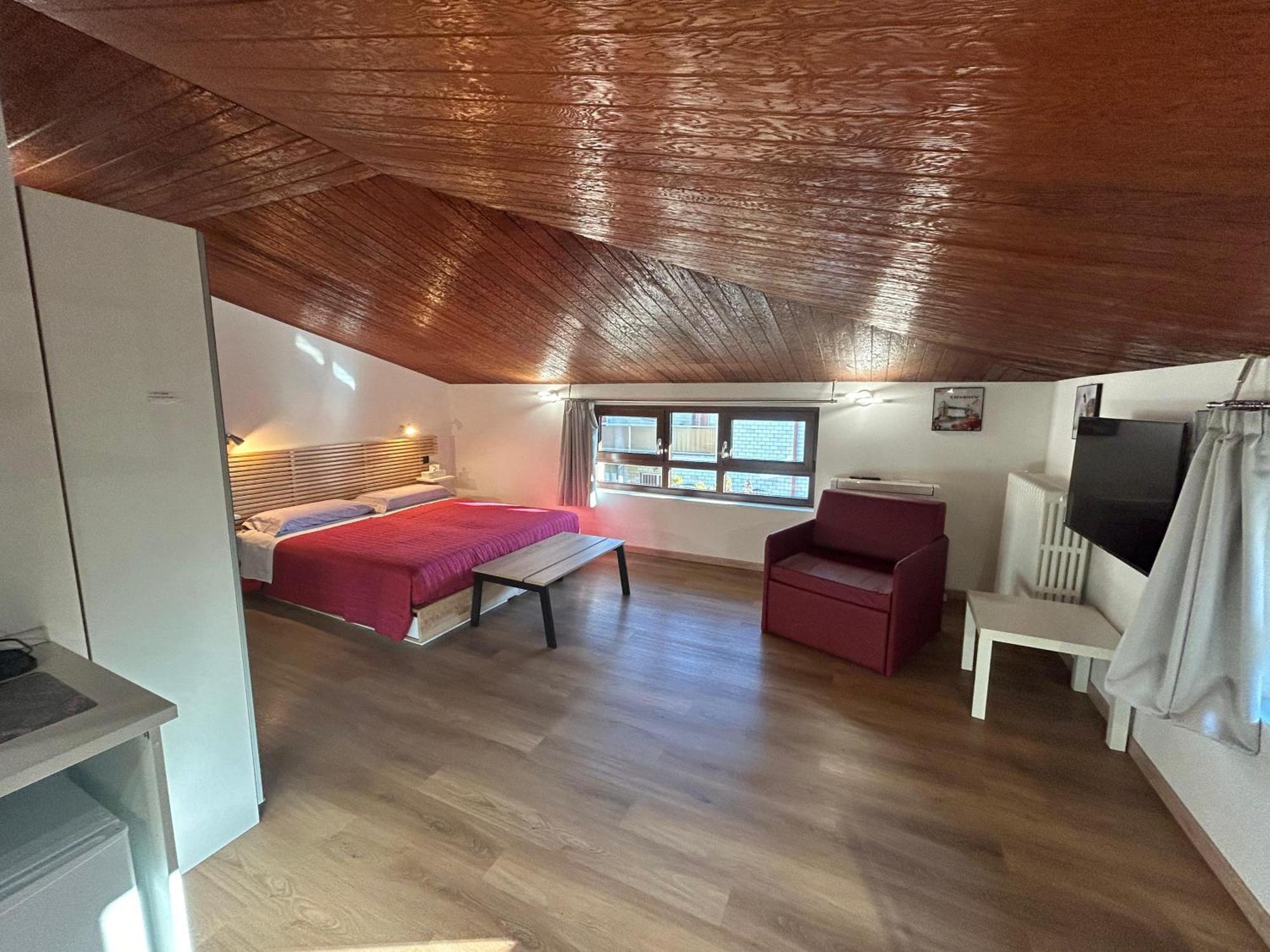 B&B Southitaly บุสโตอาร์ซีซีโอ ภายนอก รูปภาพ
