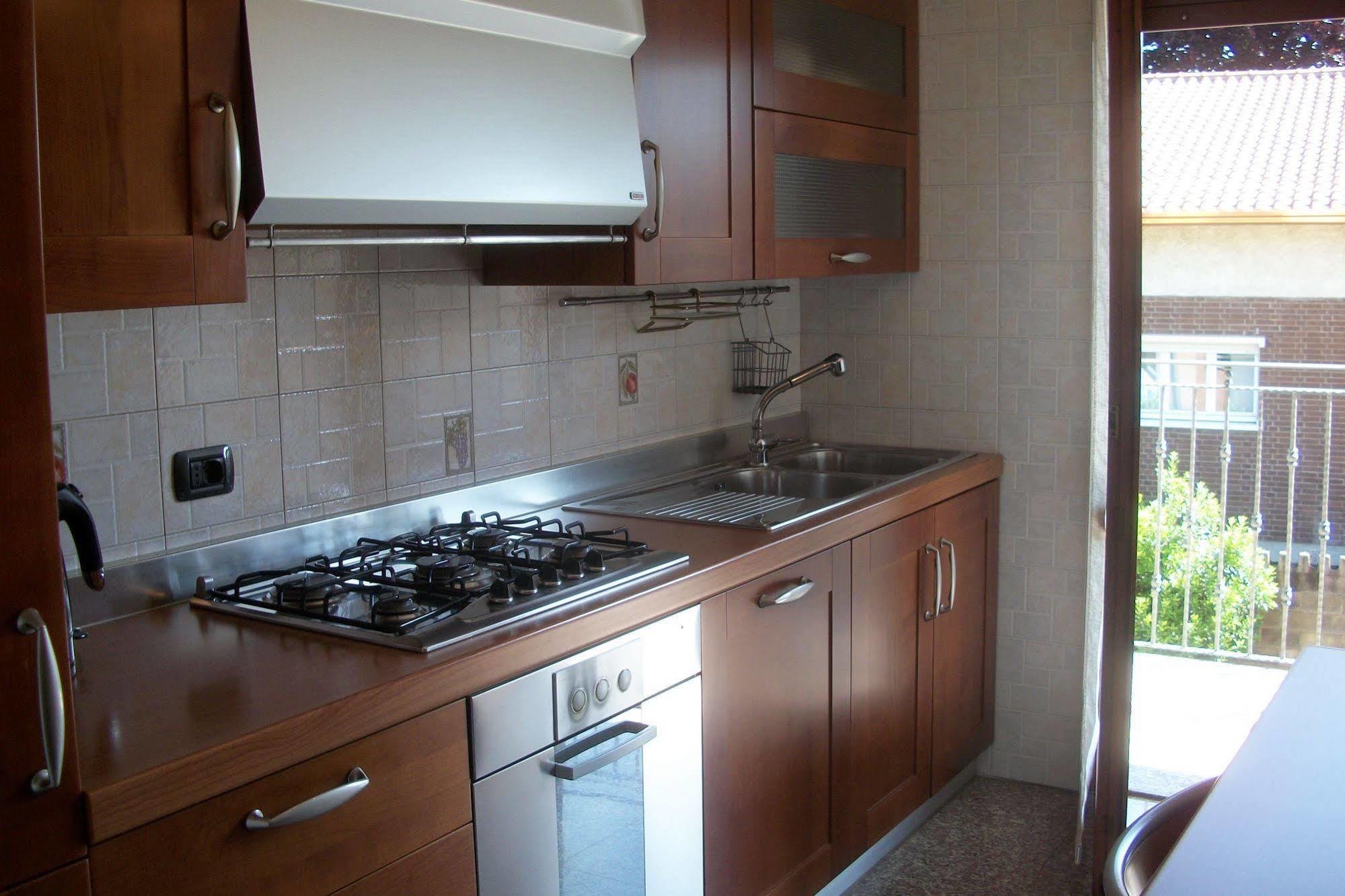 B&B Southitaly บุสโตอาร์ซีซีโอ ภายนอก รูปภาพ