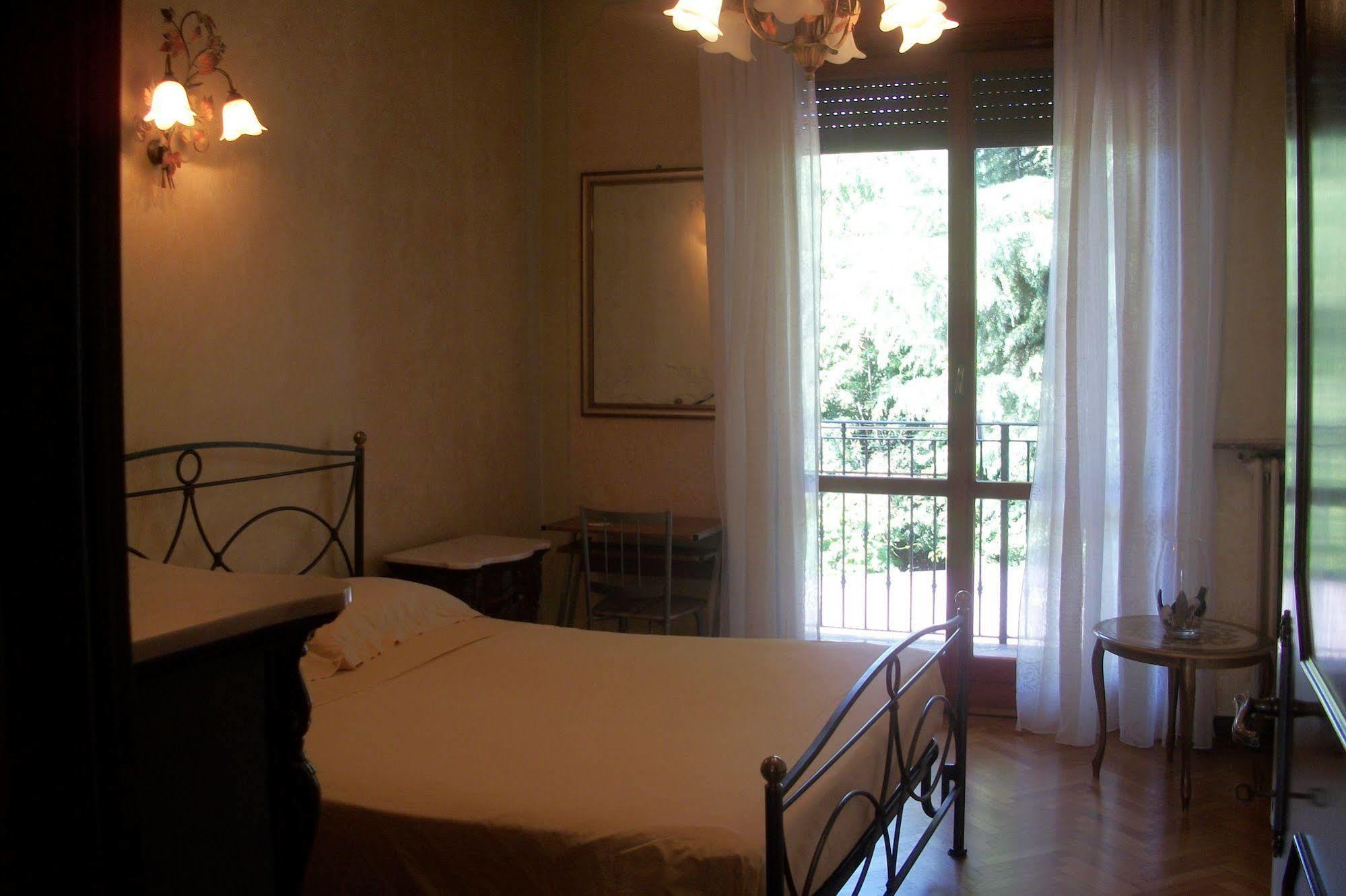 B&B Southitaly บุสโตอาร์ซีซีโอ ภายนอก รูปภาพ