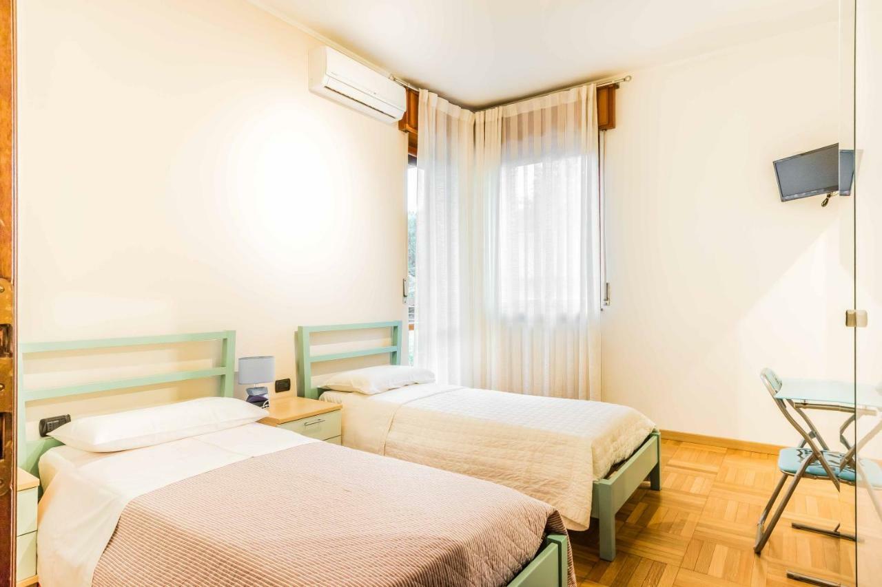 B&B Southitaly บุสโตอาร์ซีซีโอ ภายนอก รูปภาพ